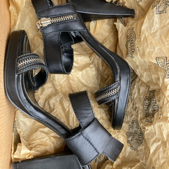 2 for $10 - Harley-Davidson Fortune Ladies sandals - Picture 2 of 10